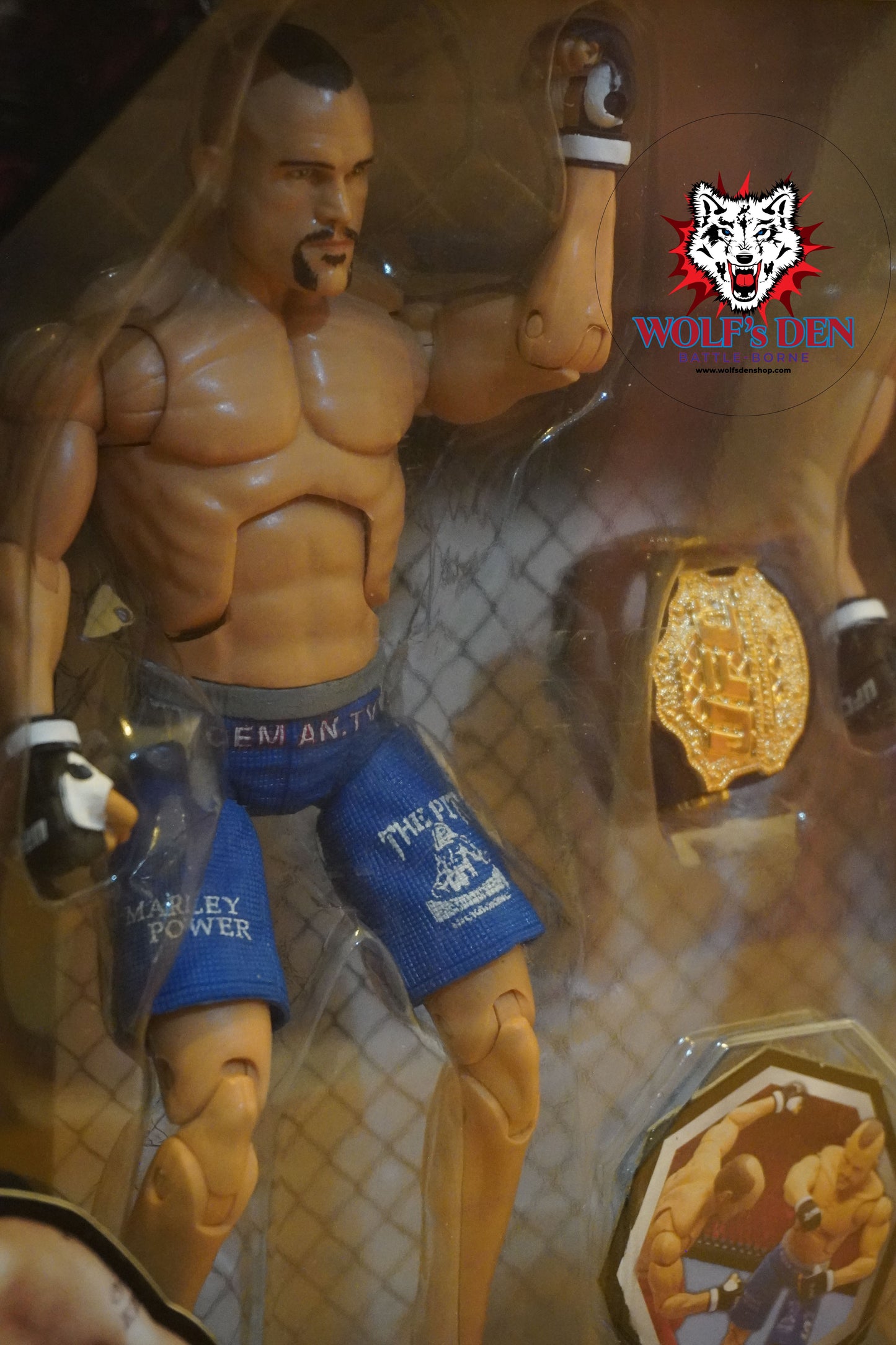 UFC MMA Action Figures Chuck Liddell vs Randy Coture with Light Heavyweight Championship Belt